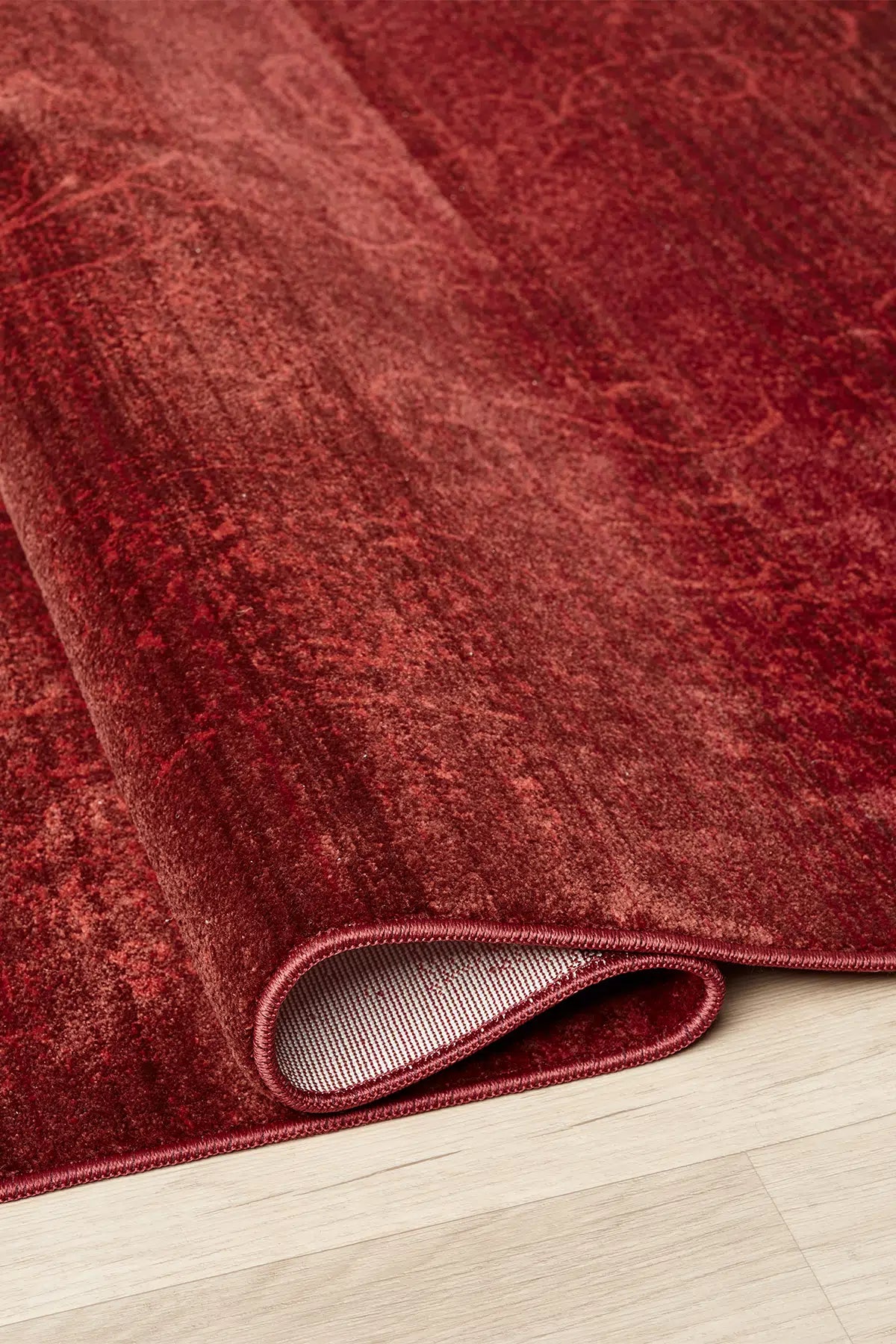Retro Bordo Halı - Modern ve Şık Tasarım (Oturma, Yatak, Çocuk Odası)