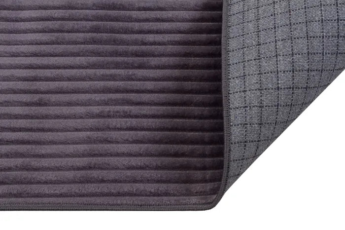 Siyah Line Peluş Halı